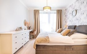Apartamentysnu, Sloneczny Glam Z Parkingiem, Centrum